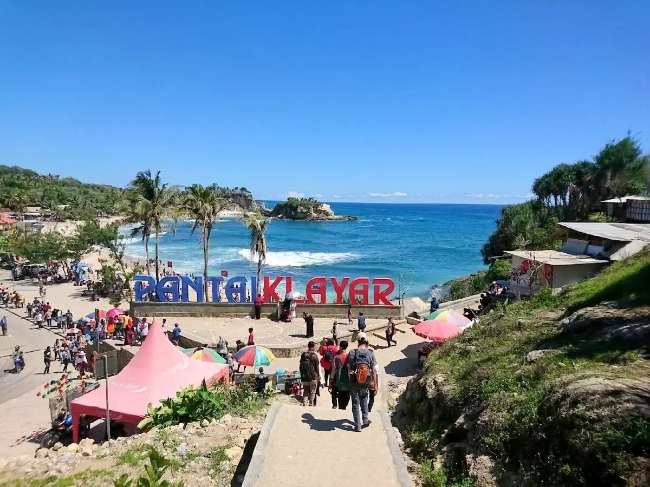 Pantai Klayar
