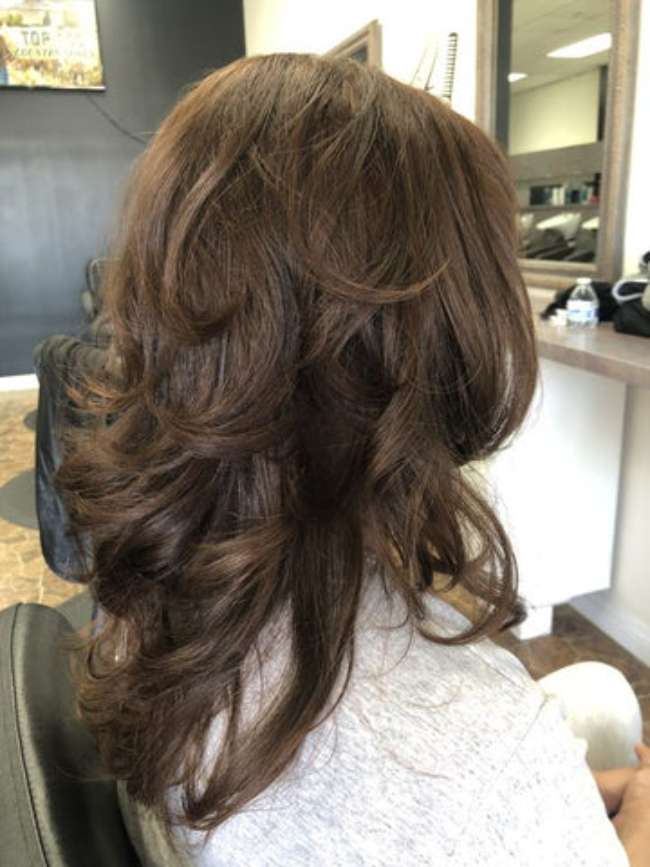 8 Ide Model Rambut Butterfly Cut Panjang, Pendek Sebahu, dll