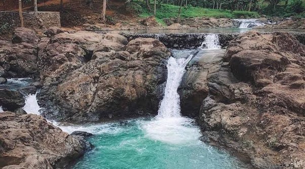 Rekomendasi Wisata Air Terjun di Banten yang Paling Indah