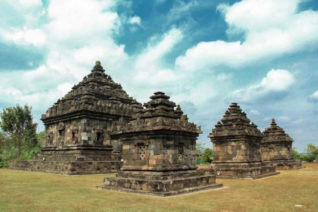 Candi Ijo: Daya Tarik Wisata, Lokasi, Jam Buka & HTM Terbaru