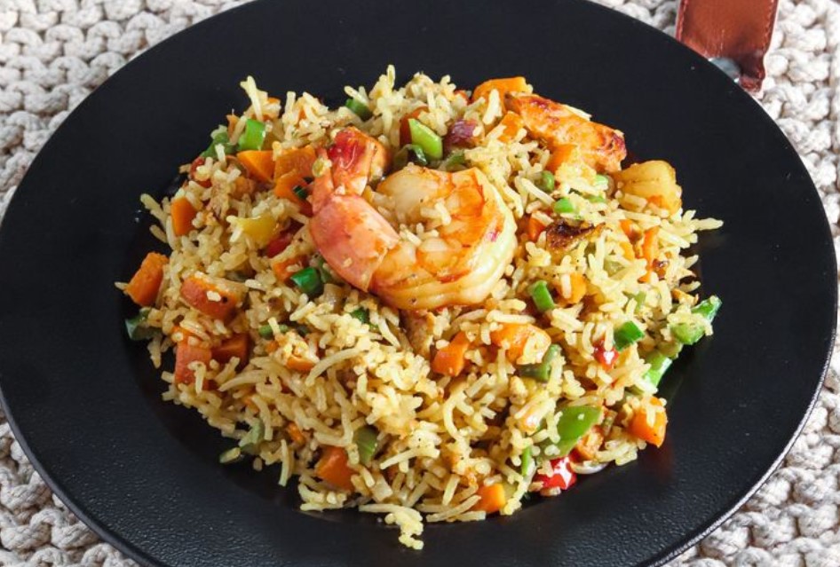 Resep Nasi Goreng Spesial Restoran Sederhana, Dijamin Enak!
