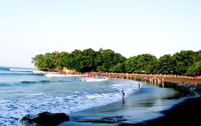 Alamat dan Lokasi Pantai Batu Karas