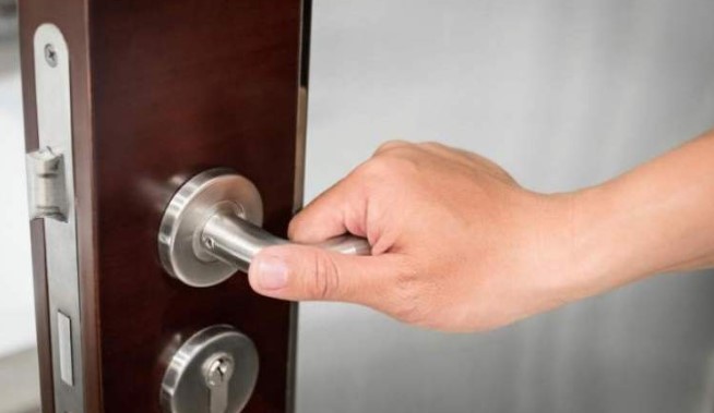 Beberapa bacaan doa keluar rumah yang dapat diamalkan Beberapa bacaan doa keluar rumah yang dapat diamalkan