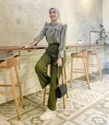 Blouse dan Celana Bahan Army