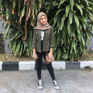 Jaket Warna Army