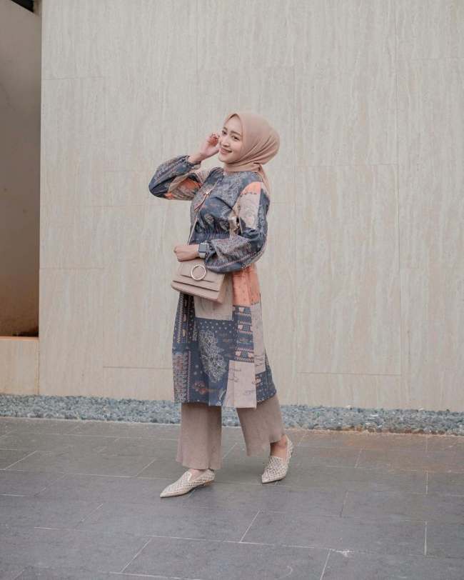 Model Batik Tunik