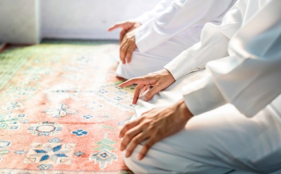 Niat Sholat Subuh Dan Tata Caranya