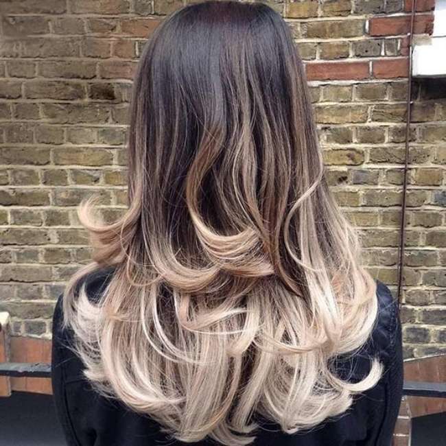 Oval Layer dengan Ombre