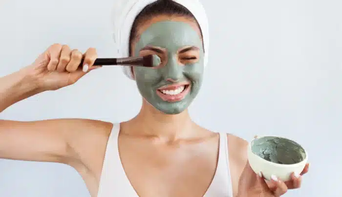 Pakai Masker Wajah dengan Rutin