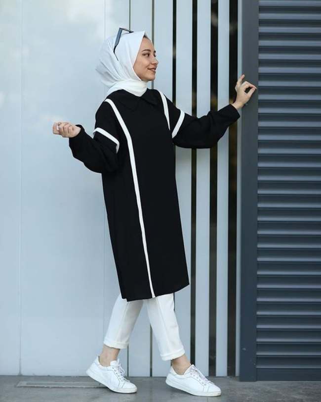 Tunik Hitam Monokrom Style