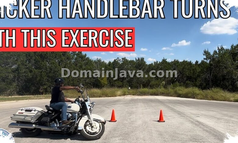 Cara Aman Melewati Jalan Berlubang dengan Motor, Jangan Asal Pegang Setang
