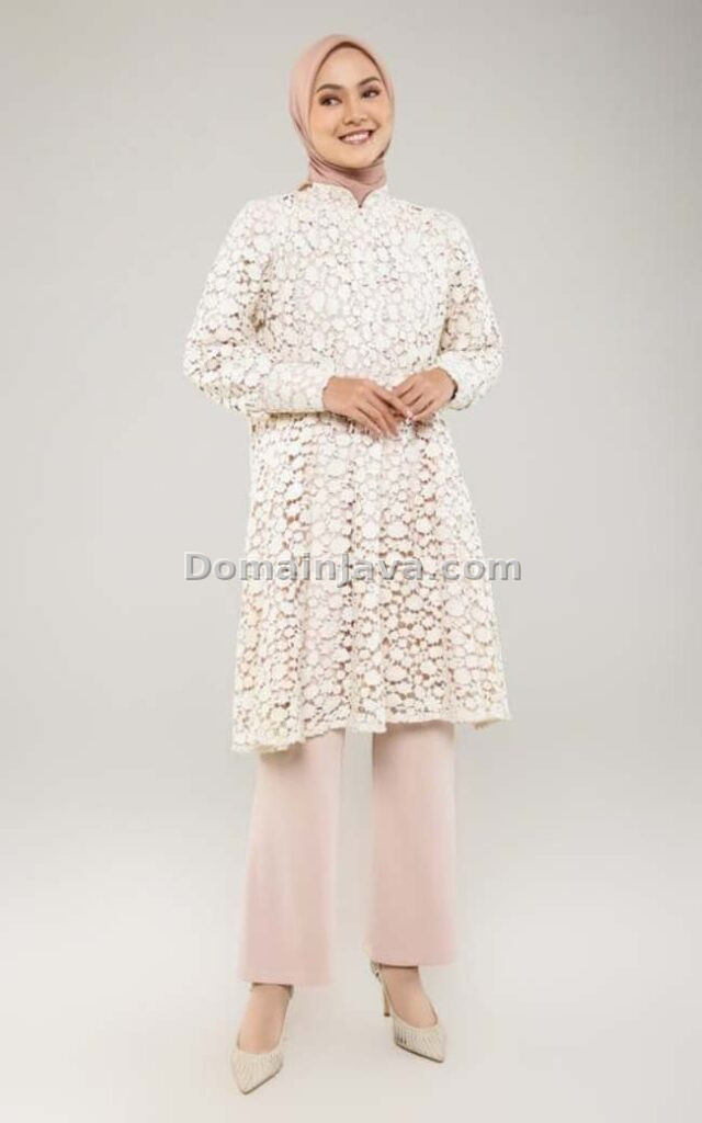 Atasan Brokat Tunik