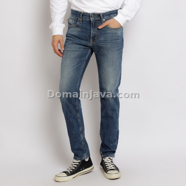 Lee Cooper
