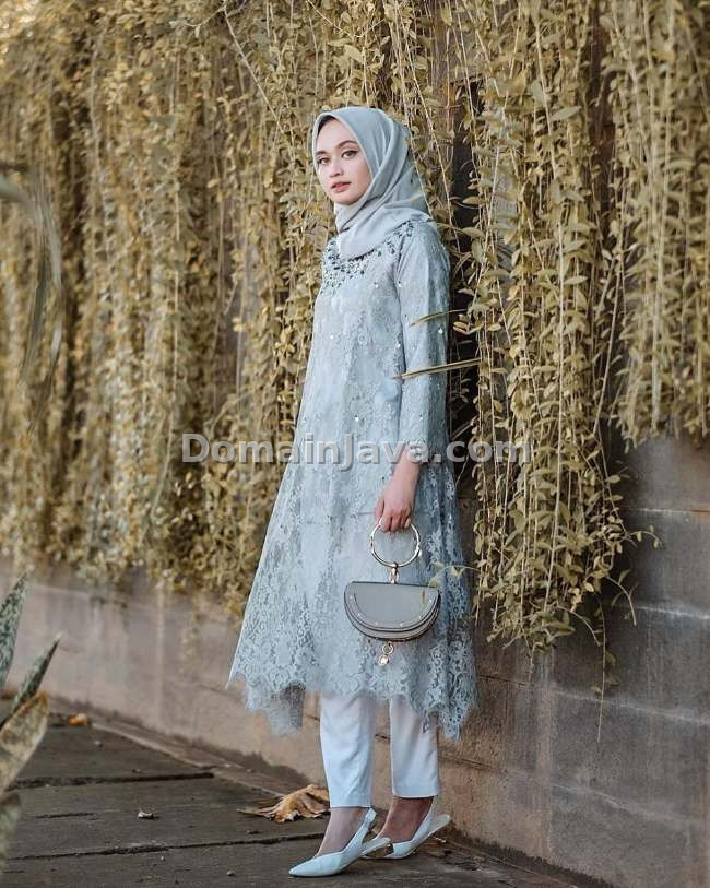 Model Atasan Brokat Berpayet