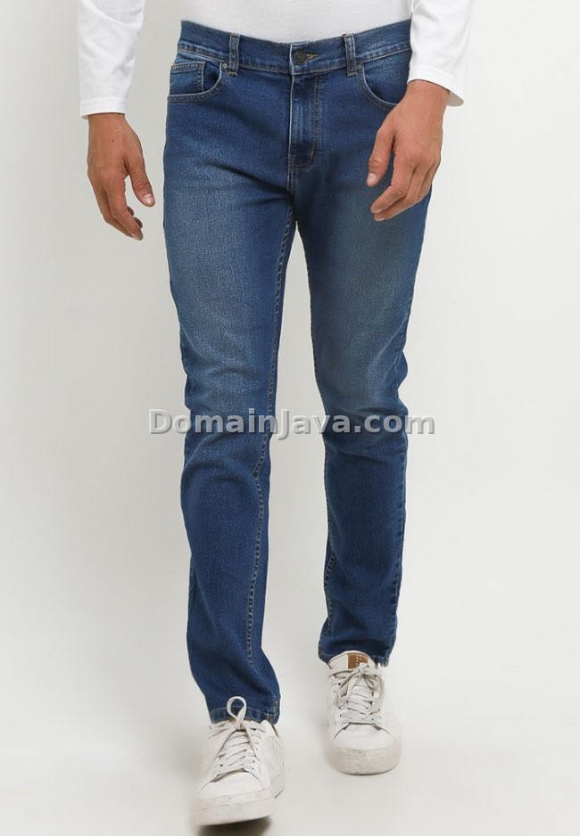 Model Low Rise